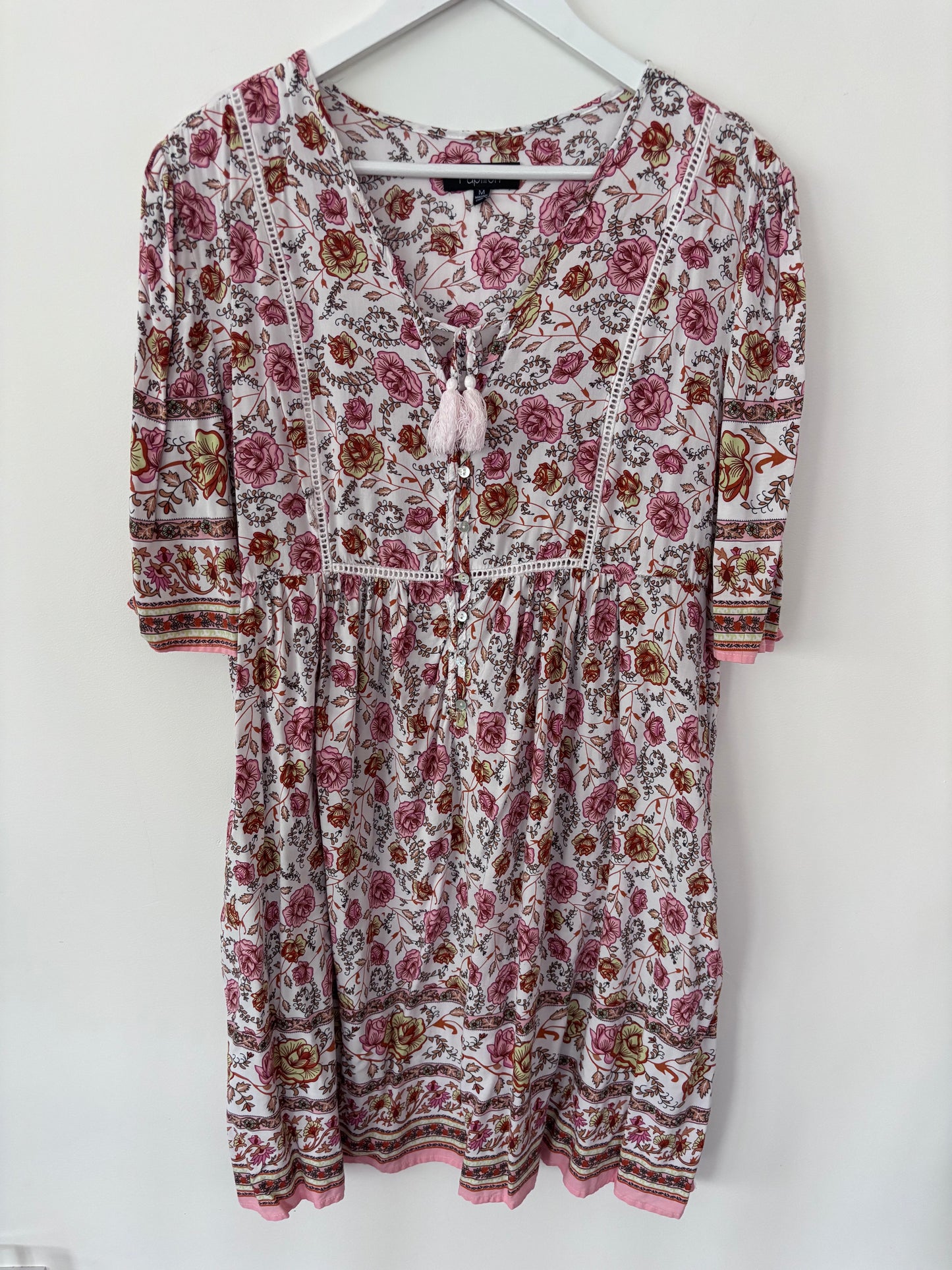 Papillon Dress | Sz Medium (oversized)