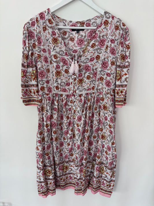 Papillon Dress | Sz Medium (oversized)