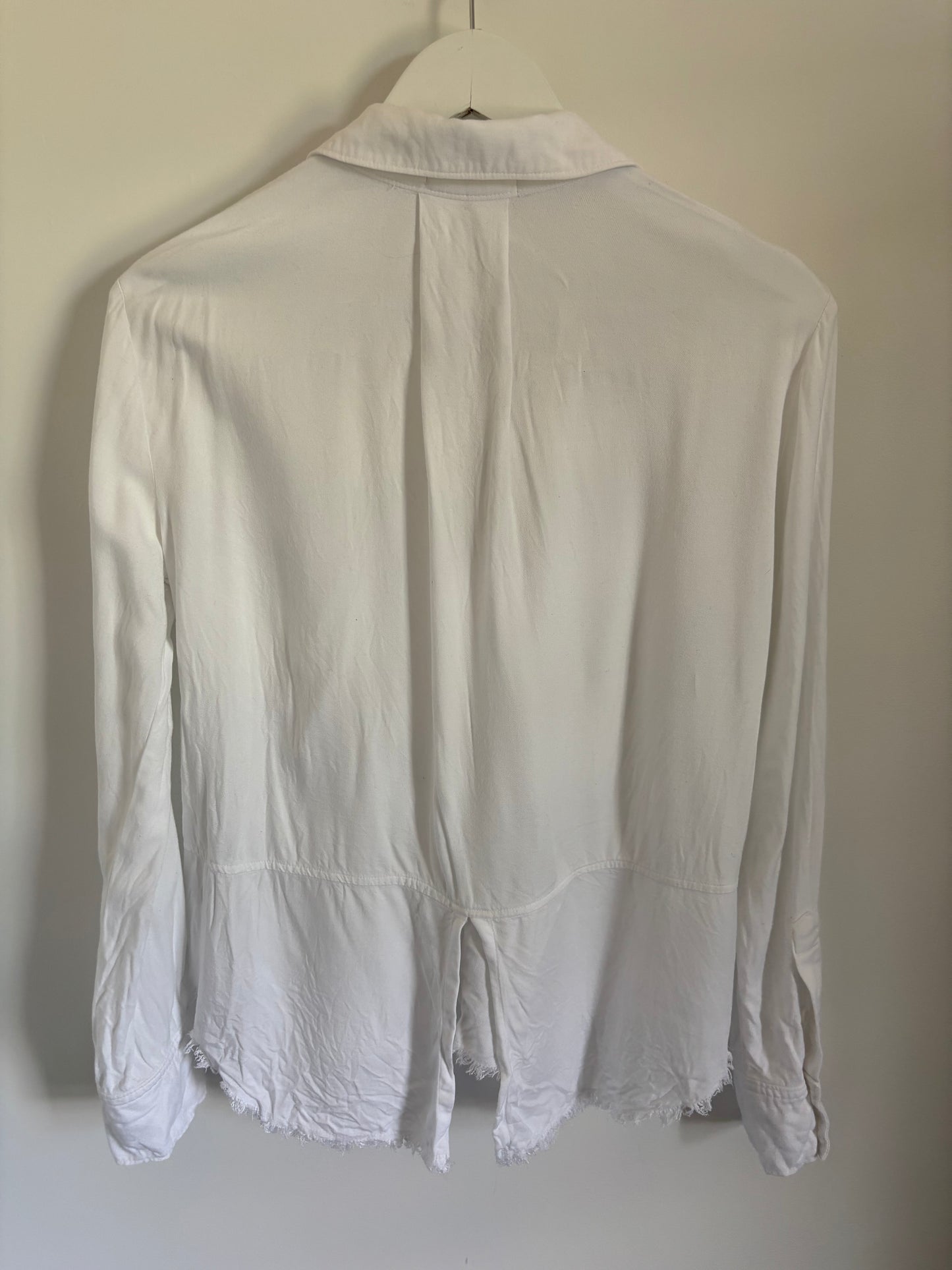 Cloth & Stone Freyed Button Up Shirt *White* | XS (Oversized)