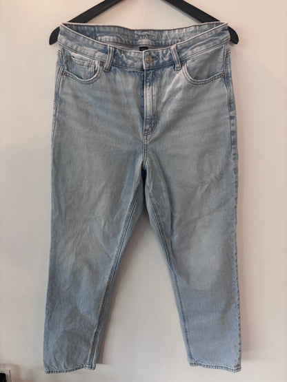 American Eagle Lightwash Mom Jeans | Sz 10