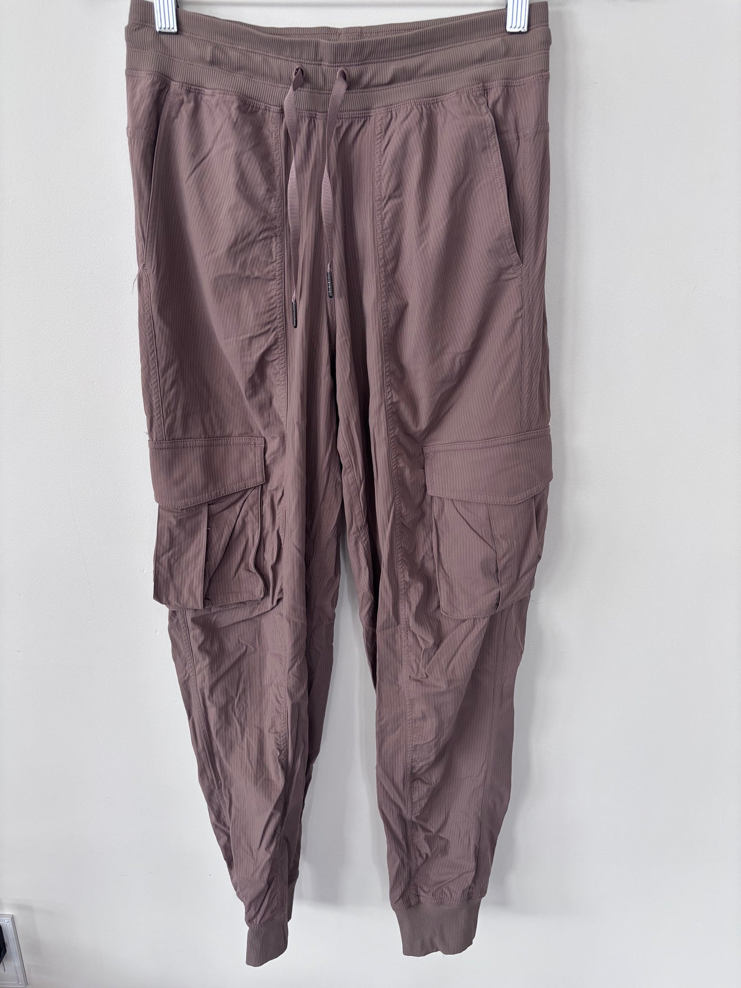 Lululemon Dance Studio Relaxed-Fit Mid-Rise Cargo Jogger |Sz XS (fits like 2-4)
