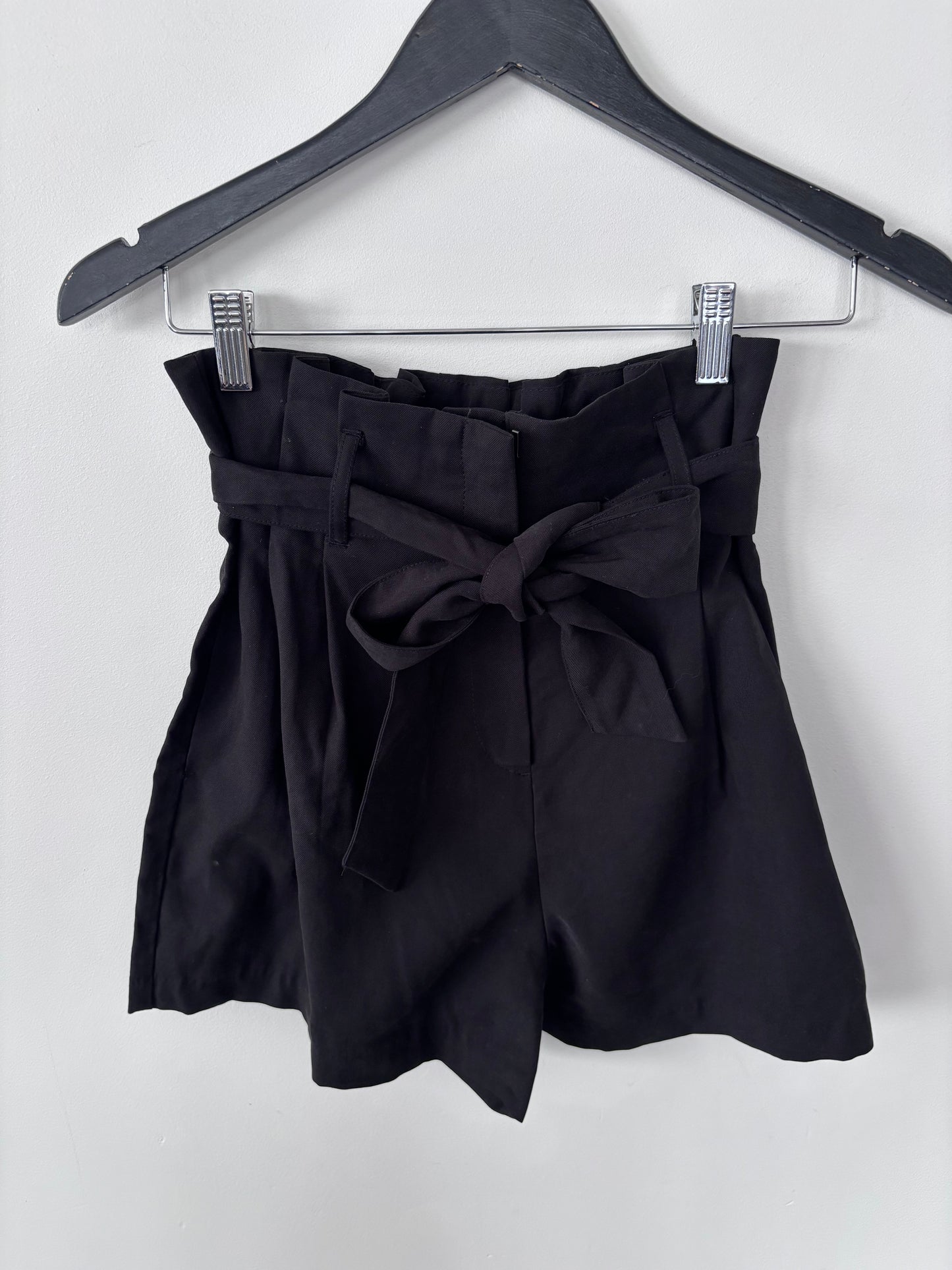 Dynamite NWT Melinda Tie-Waist Shorts | Sz XS