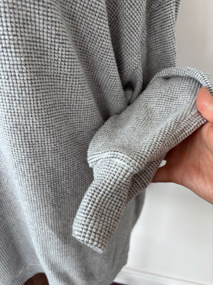 Aerie Grey Textured Crewneck | Sz XS (fits M or L)