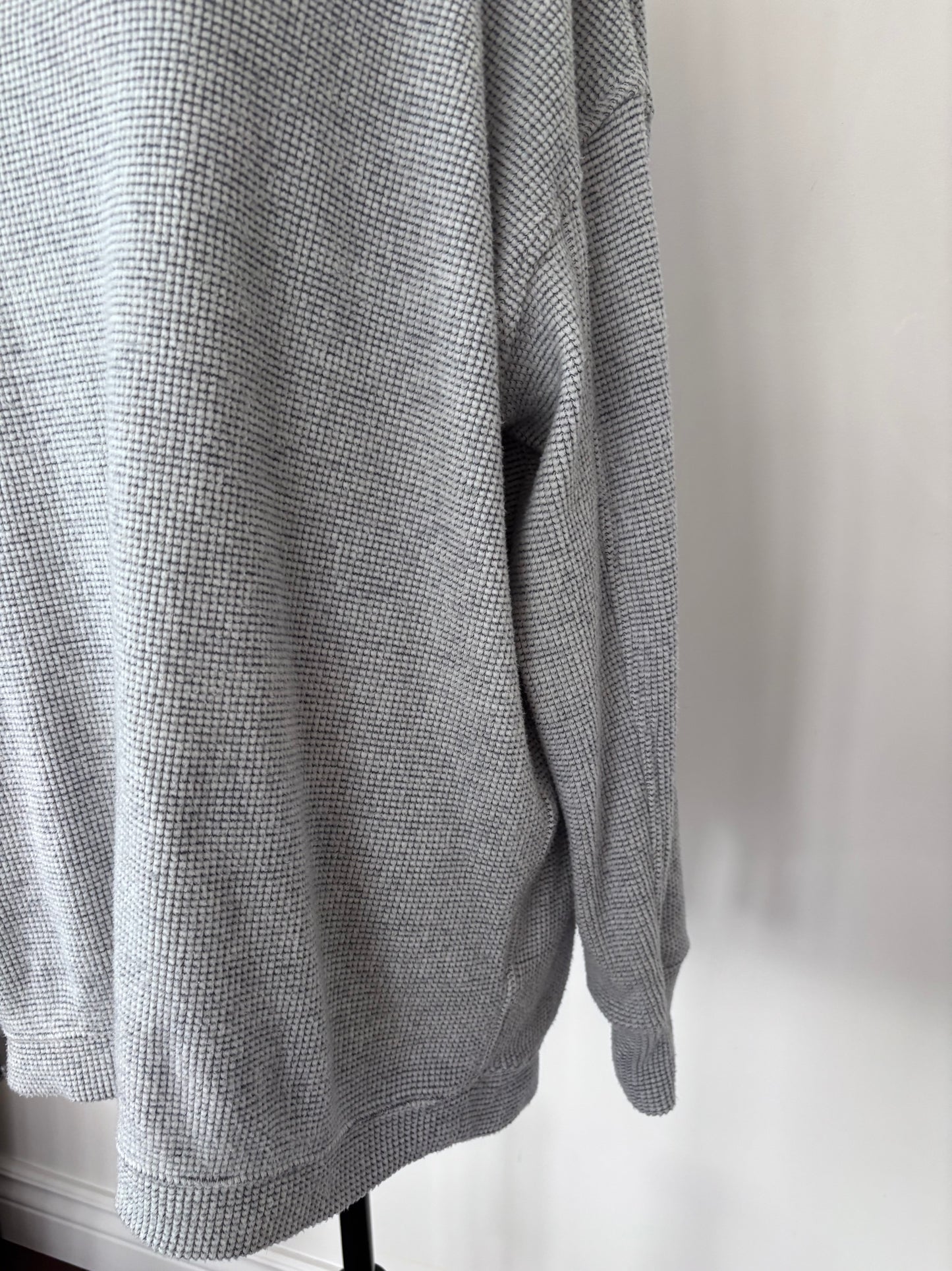 Aerie Grey Textured Crewneck | Sz XS (fits M or L)