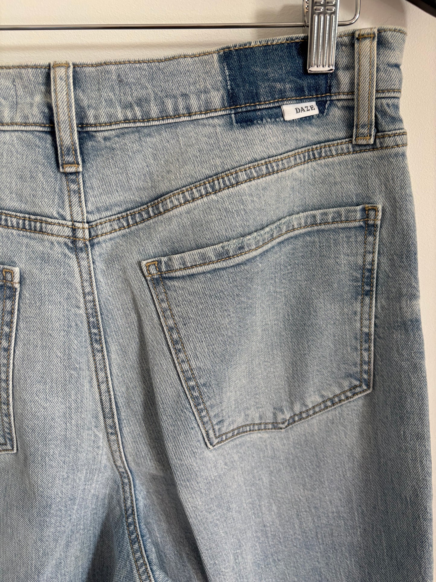 Daze Denim Eastside Loose Cuff Jeans | 29