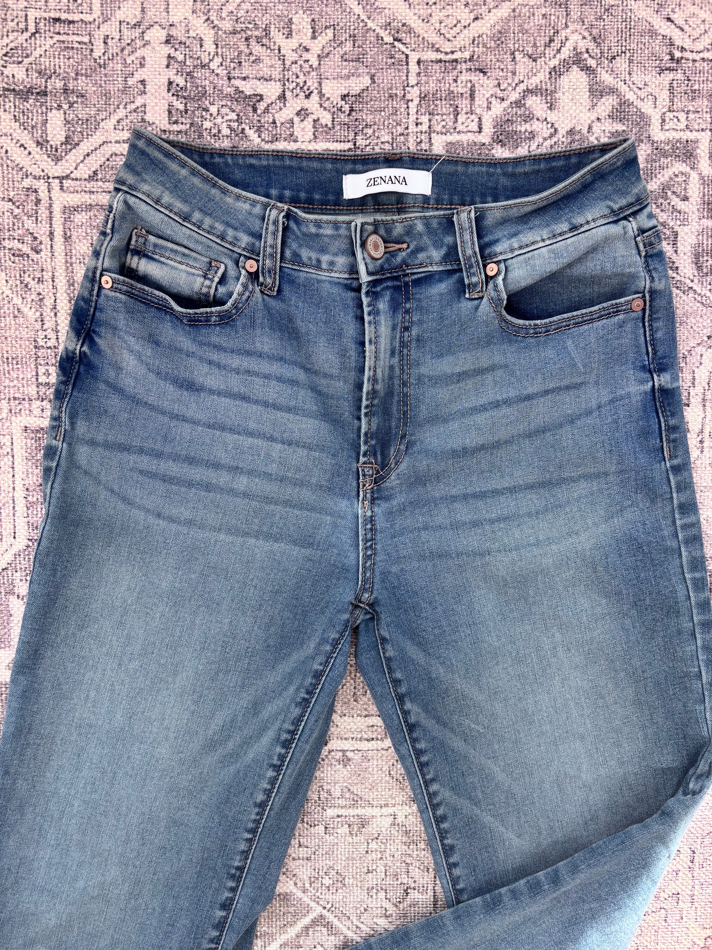 Zenana Flared Jeans | Sz 28 (stretch)