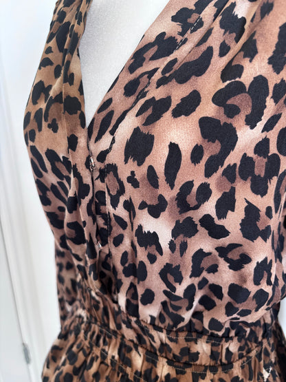 She + Sky leopard Top | Sz Small