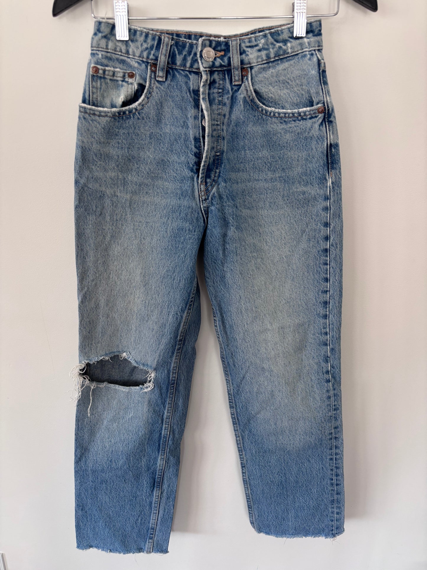 Zara Straight Button Fly Jeans | Sz 2 (M95W8)