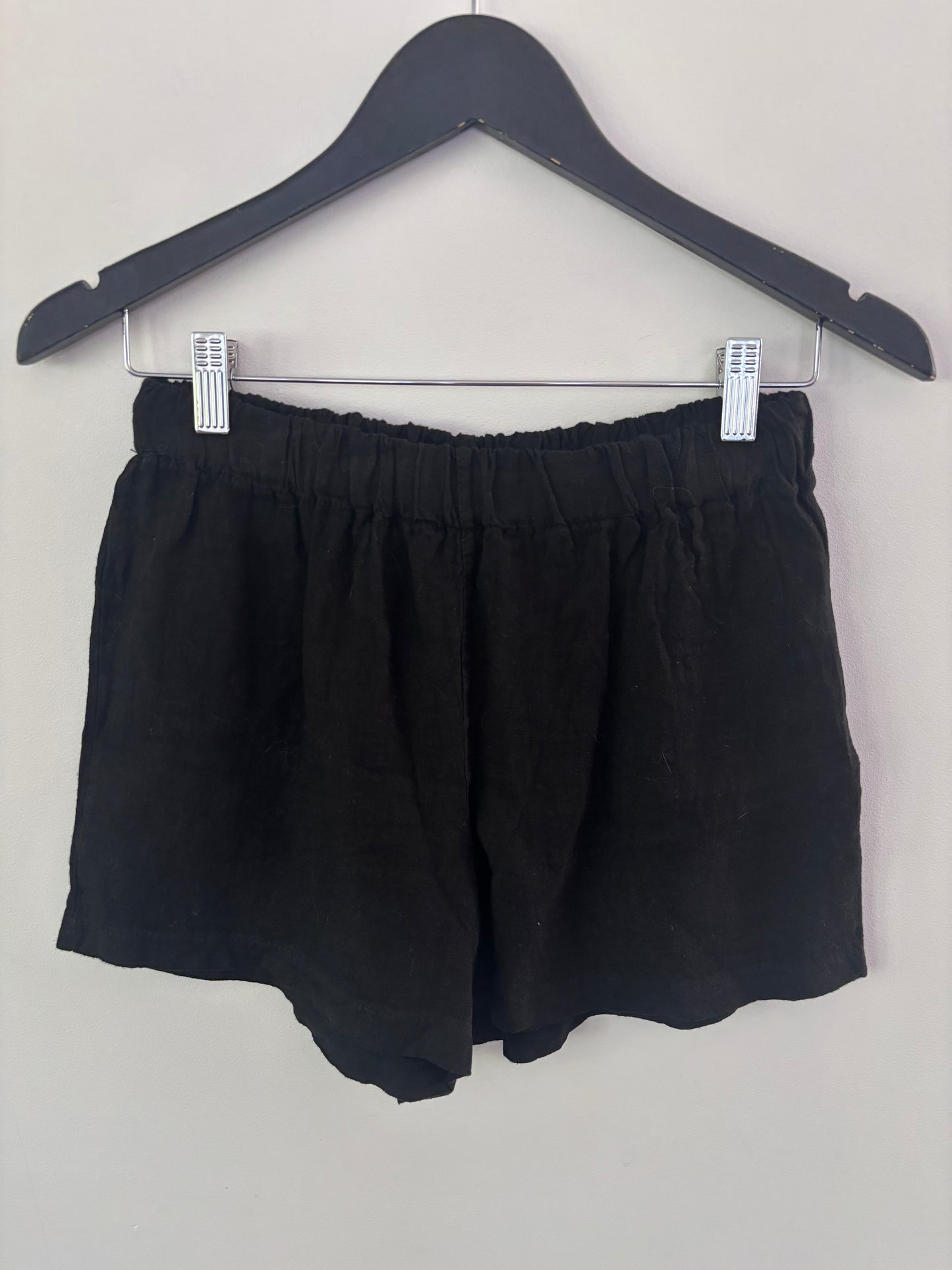 Suzy D London Linen Shorts NWT in Black | Sz Medium