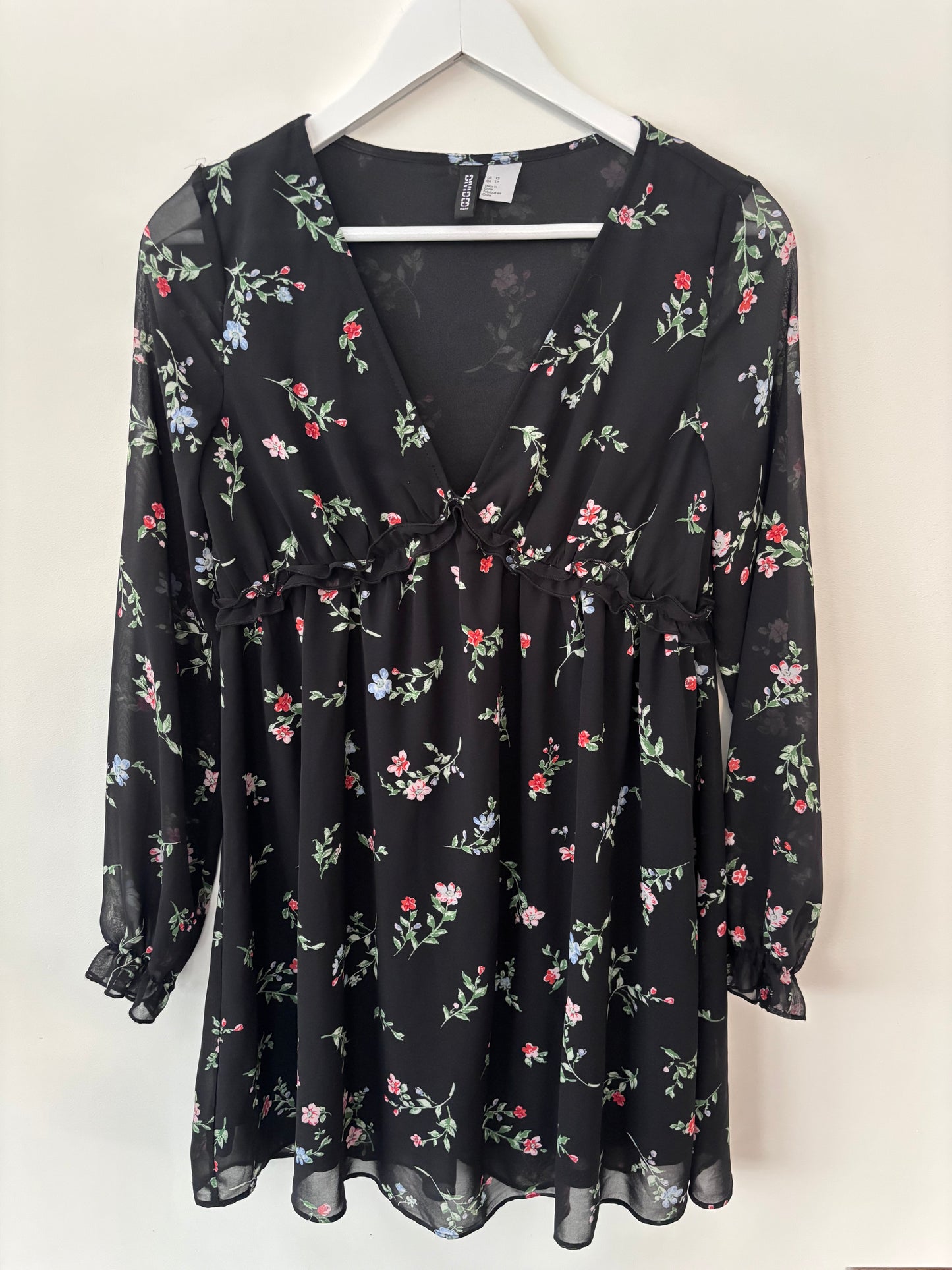 H&M Black Floral Mini Dress | Sz XS (fits larger)(M129S5)