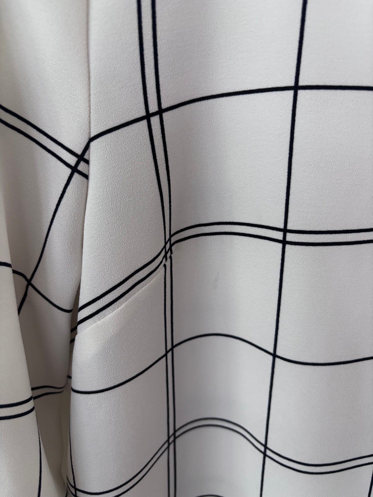 Dynamite Black/White Checked Blouse | Sz Small