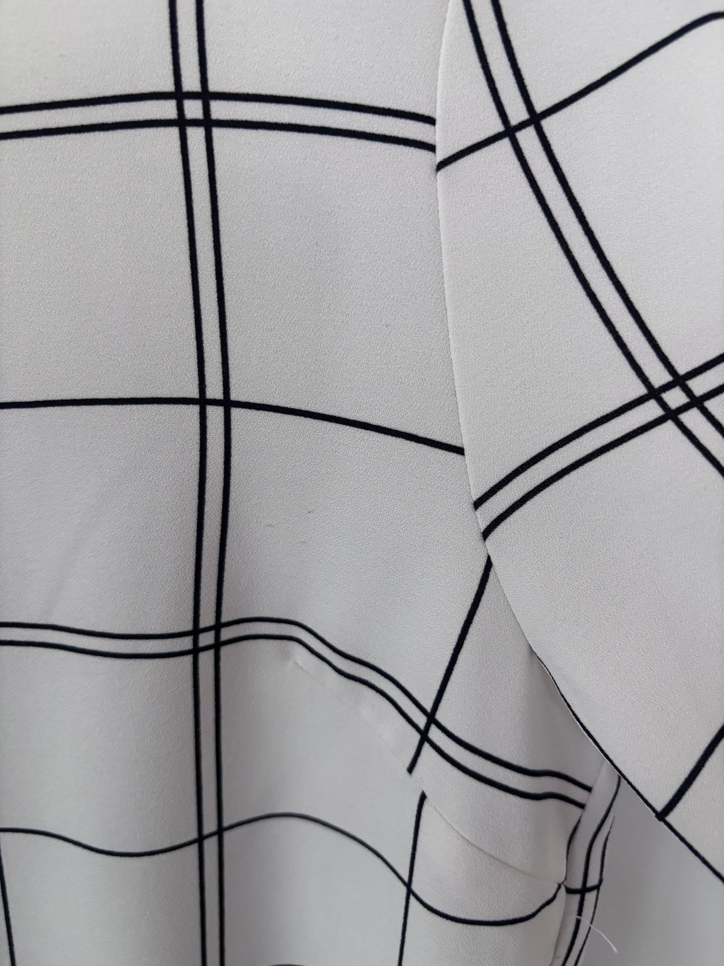 Dynamite Black/White Checked Blouse | Sz Small