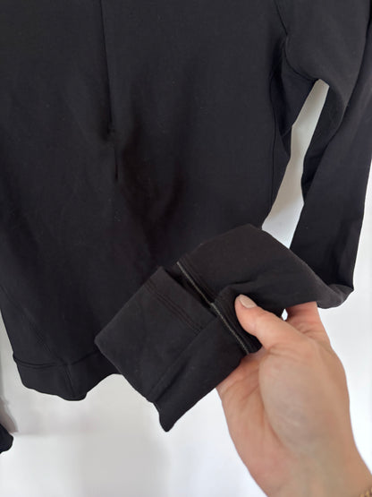 Lululemon Outrun the Elements 1/2 Zip in Black | Sz 4