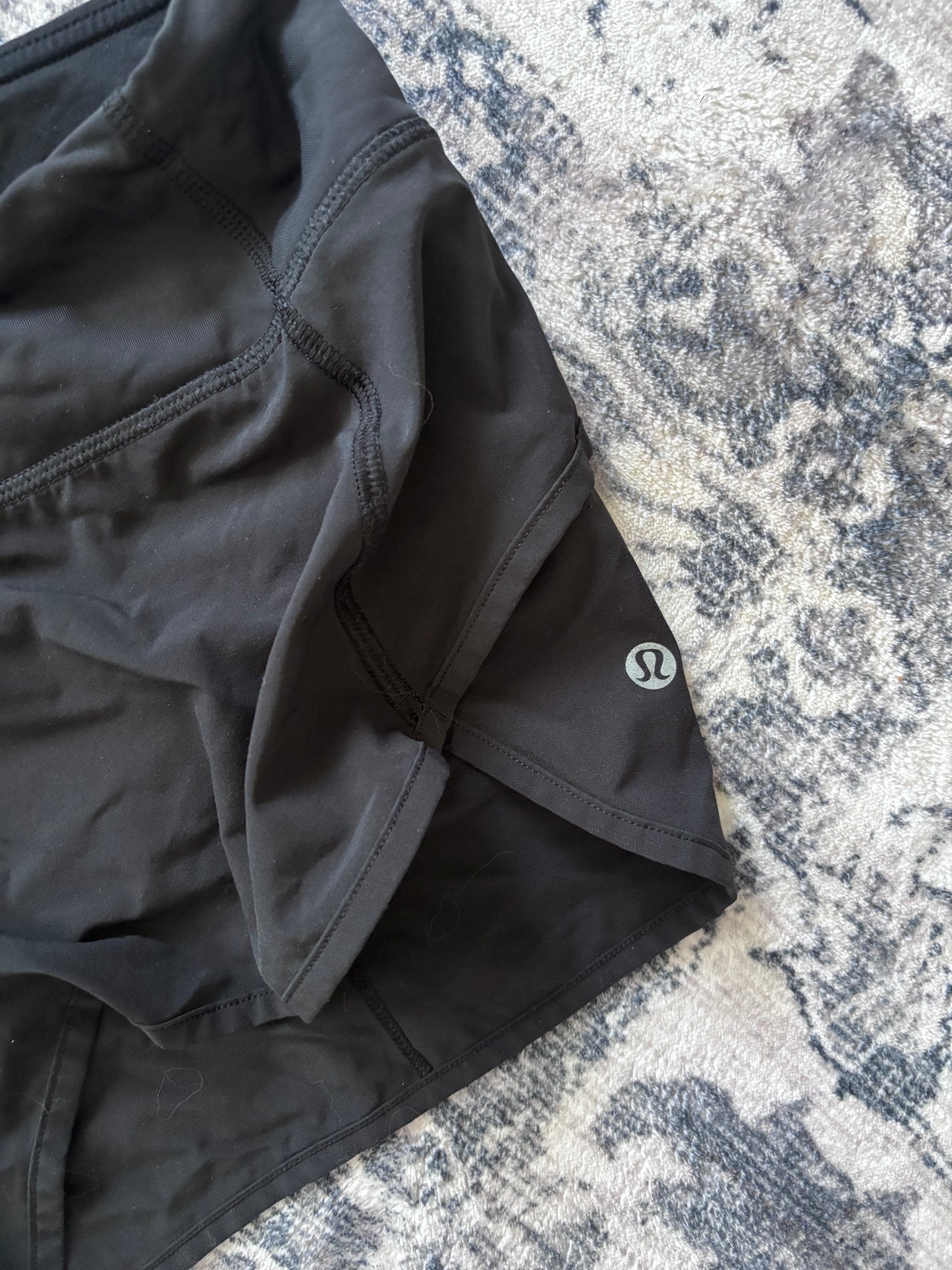 Lululemon Speed Up Shorts 2.5" Black | Sz 10