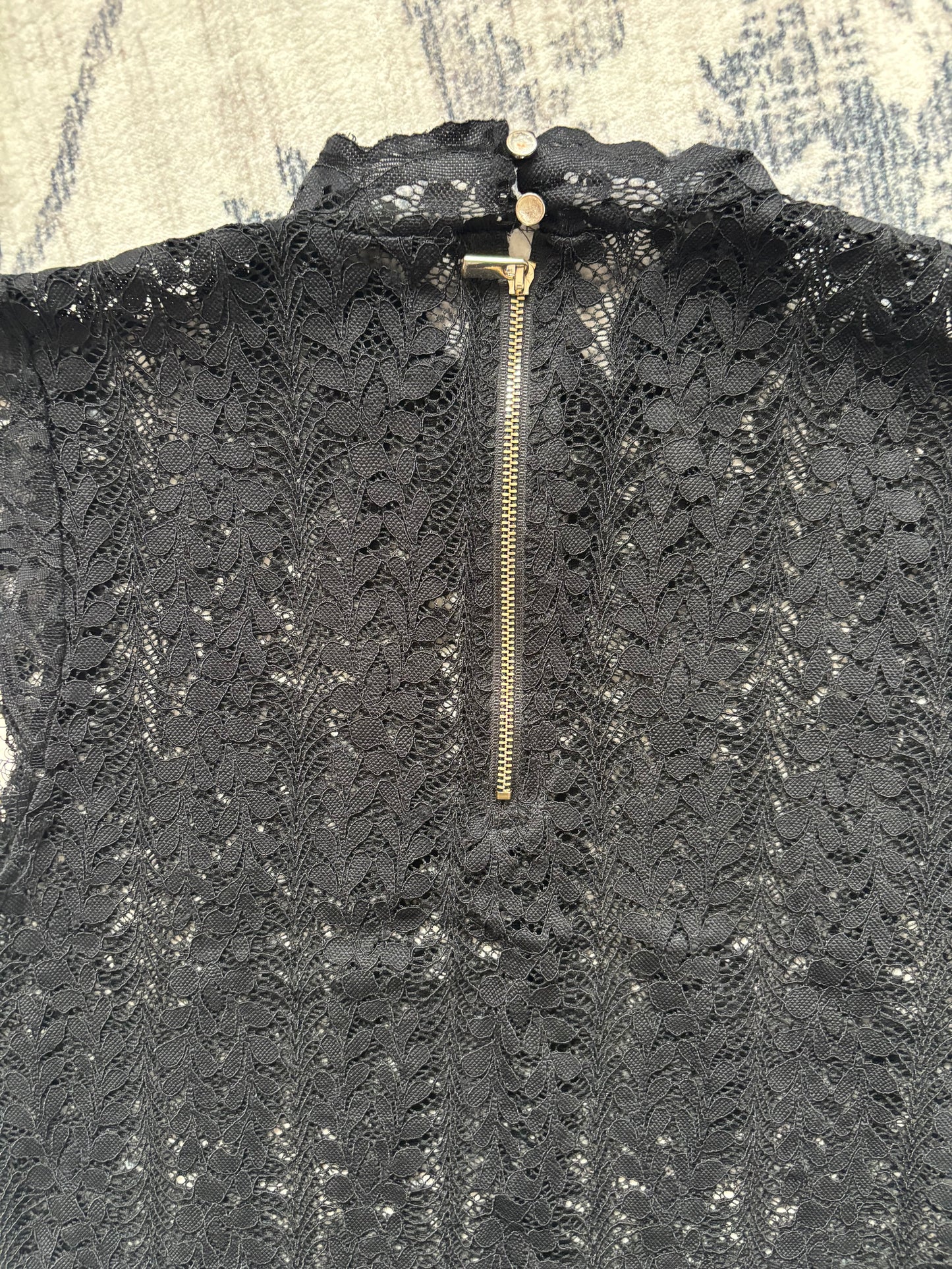 Dynamite Scalloped Hem Lace High Neck Tank | Medium (D027L4)