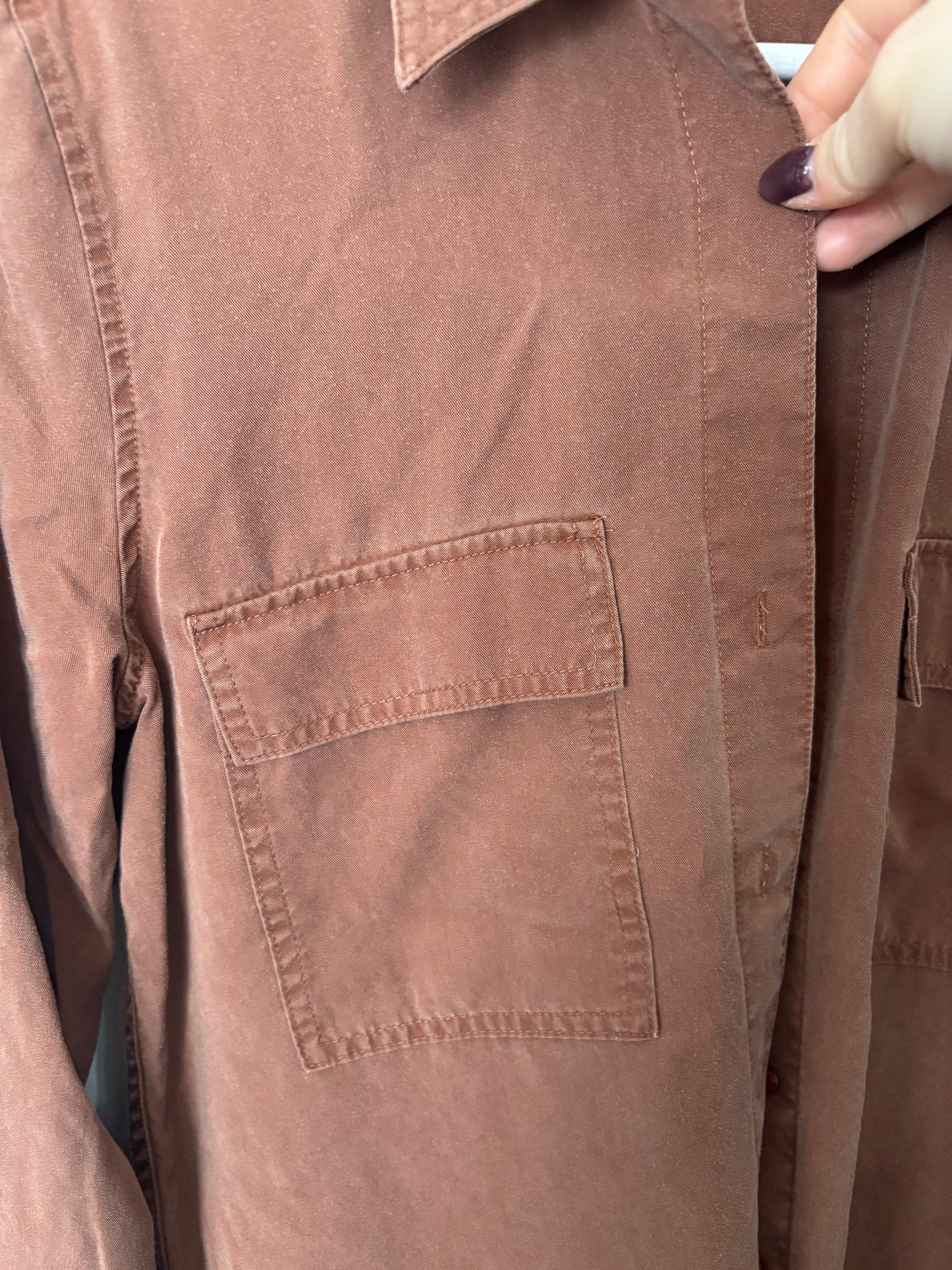 Babaton / Aritzia Tencel Button Up Utility Shirt | Sz XS (D036L4)