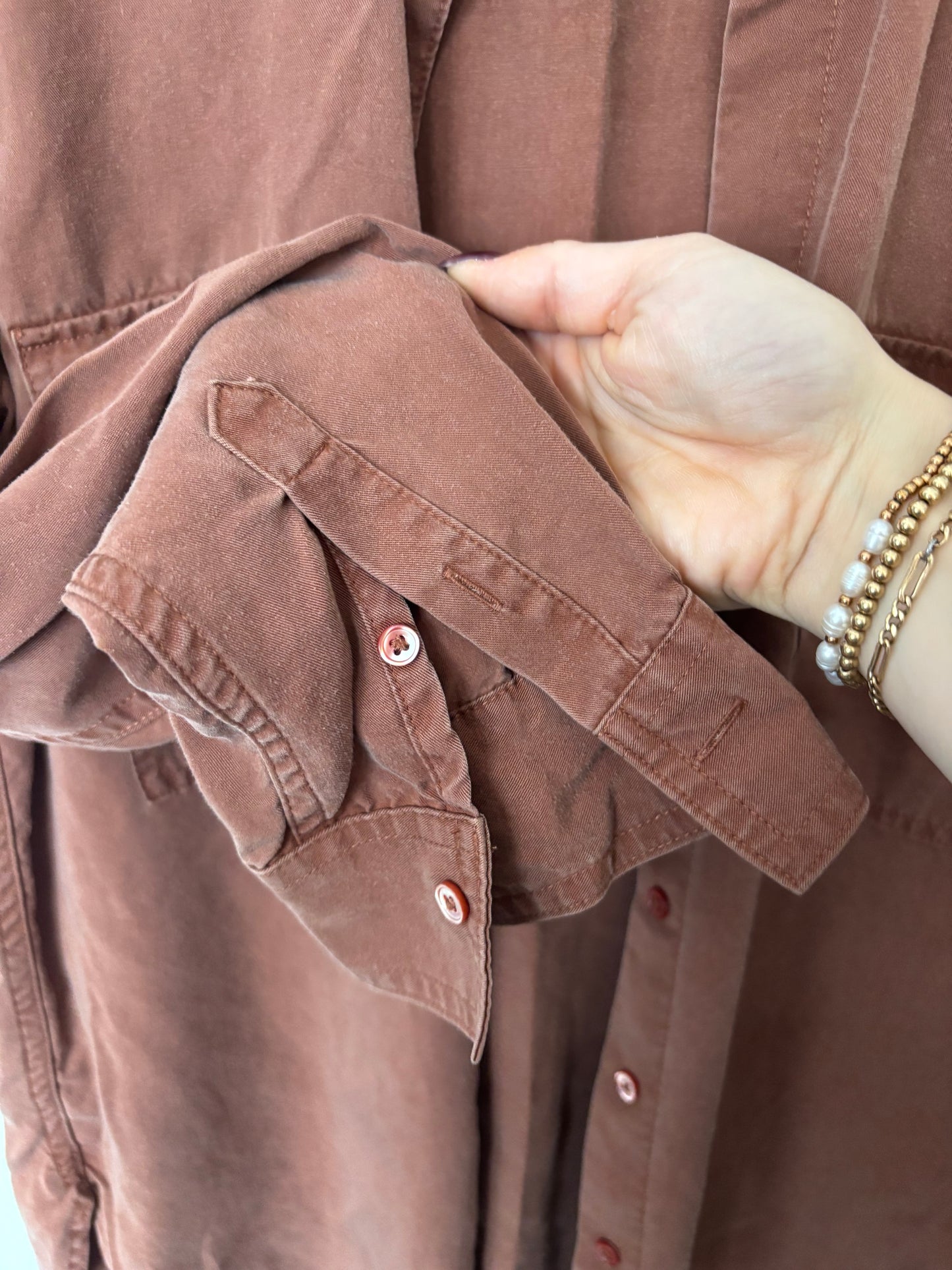 Babaton / Aritzia Tencel Button Up Utility Shirt | Sz XS (D036L4)