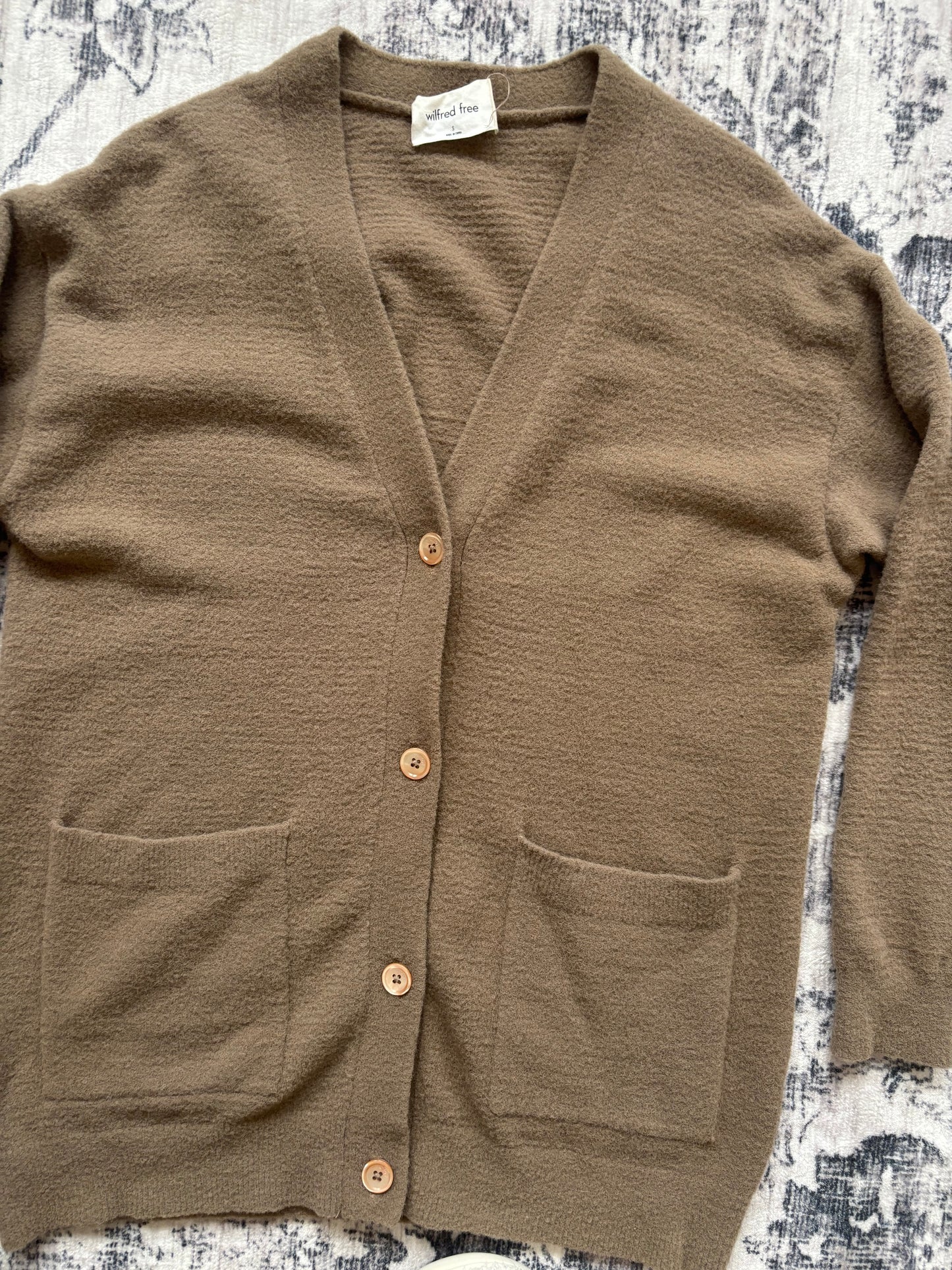 Wilfred Free / Aritzia Soft Oversized Cardigan | XXS (fits like Medium)