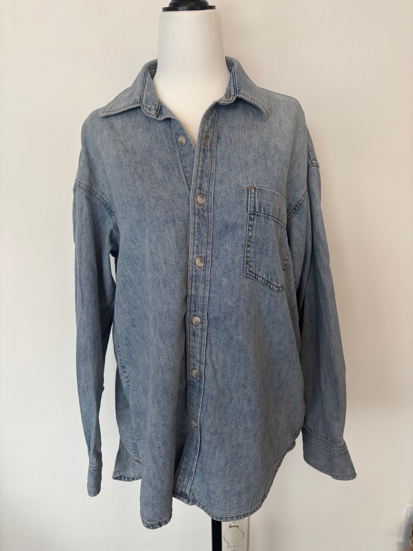Denim Forum The '80s Comfy Denim Shirt | Sz XS (fits like small or medium) (D023R5)