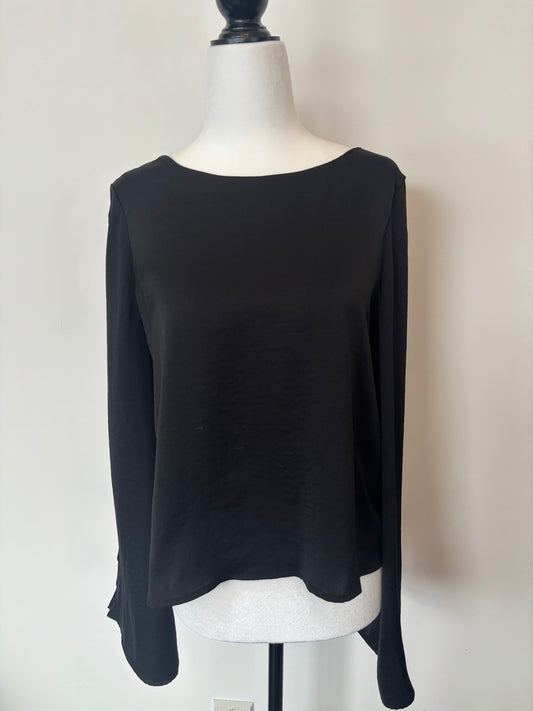 Cupcakes & Cashmere Satin Studded Sleeve Top | XS (O160P3)