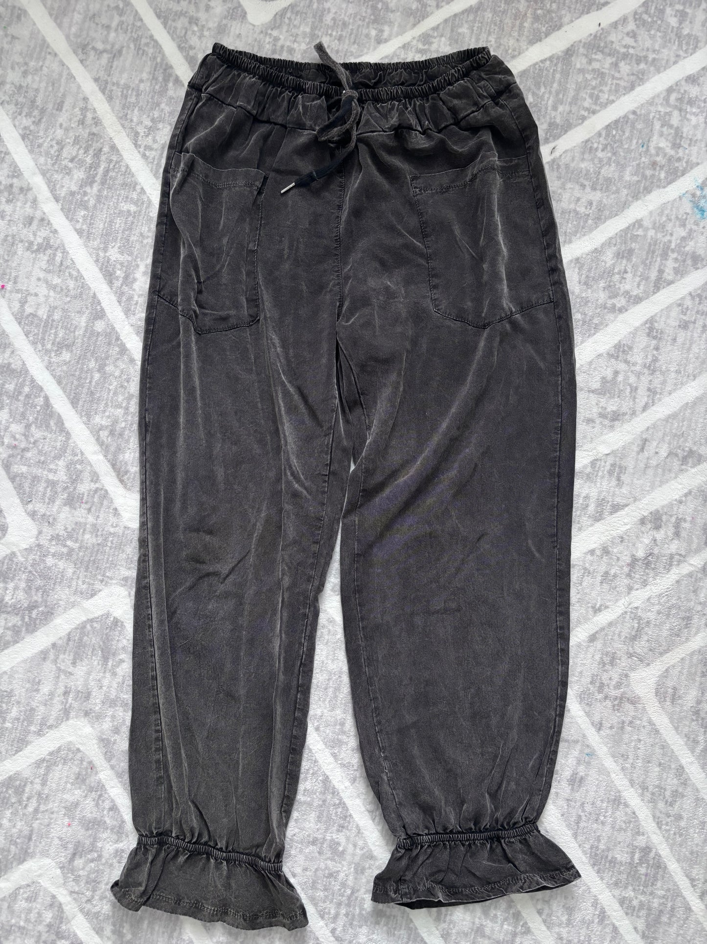 Sorella Cotton/Tencel Ruffle Cuffed Joggers | Sz Medium