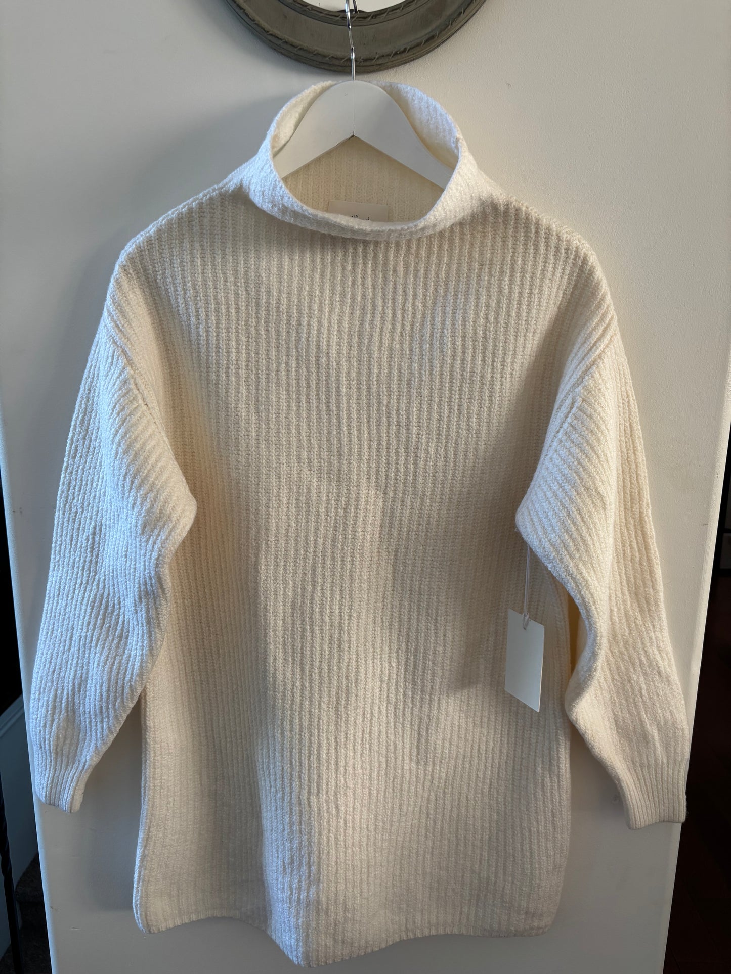 New Wilfred / Aritzia Montpellier Wool Turtleneck | Medium (relaxed fit)