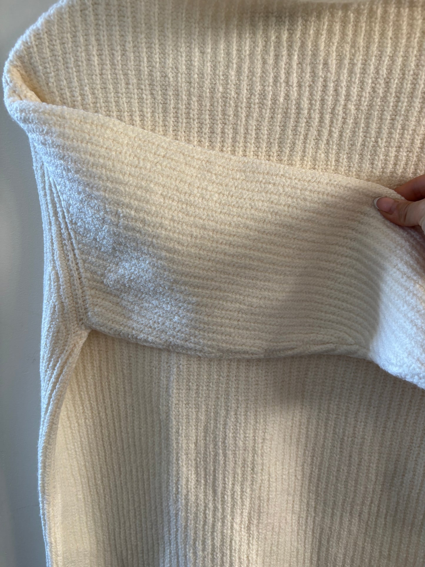 New Wilfred / Aritzia Montpellier Wool Turtleneck | Medium (relaxed fit)