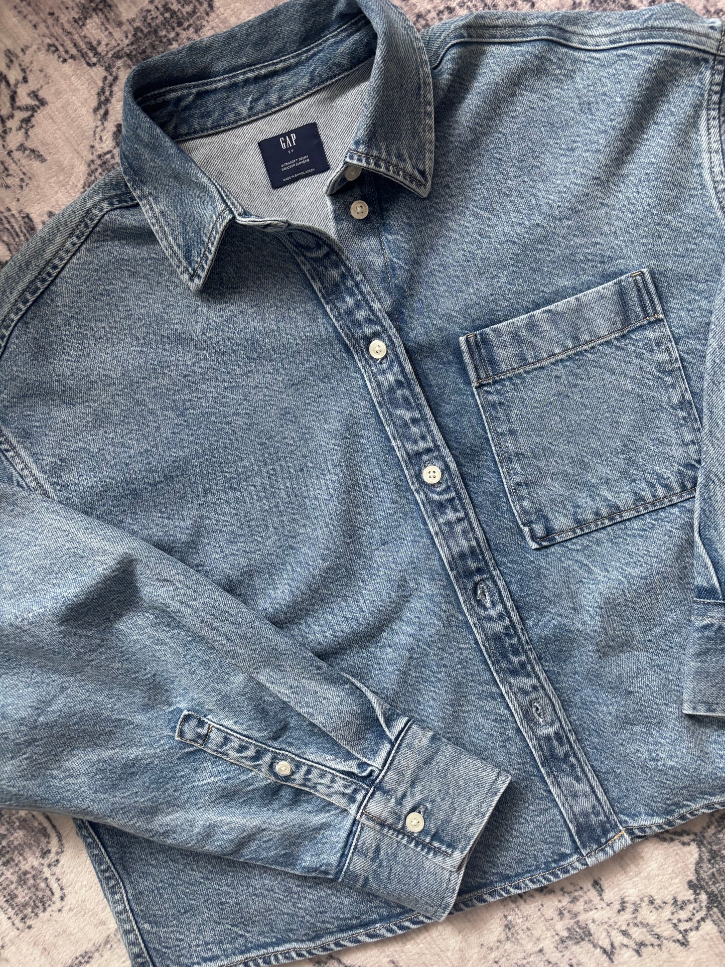 Gap Boxy Oversized Button Down | Sz Small (fits Medium)