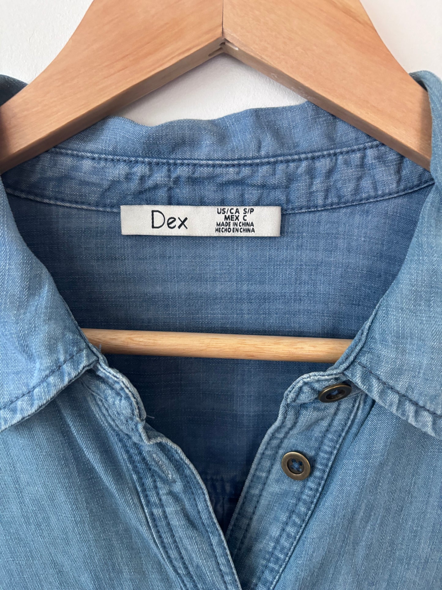 Dex Tencel Button Down Shirt NWT | Sz Small