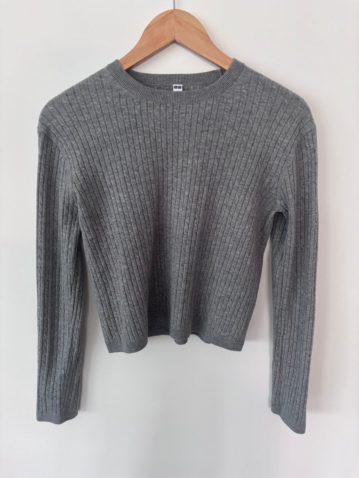 Uniqlo Mini Cable Crew Neck Sweater | Sz Small (relaxed)
