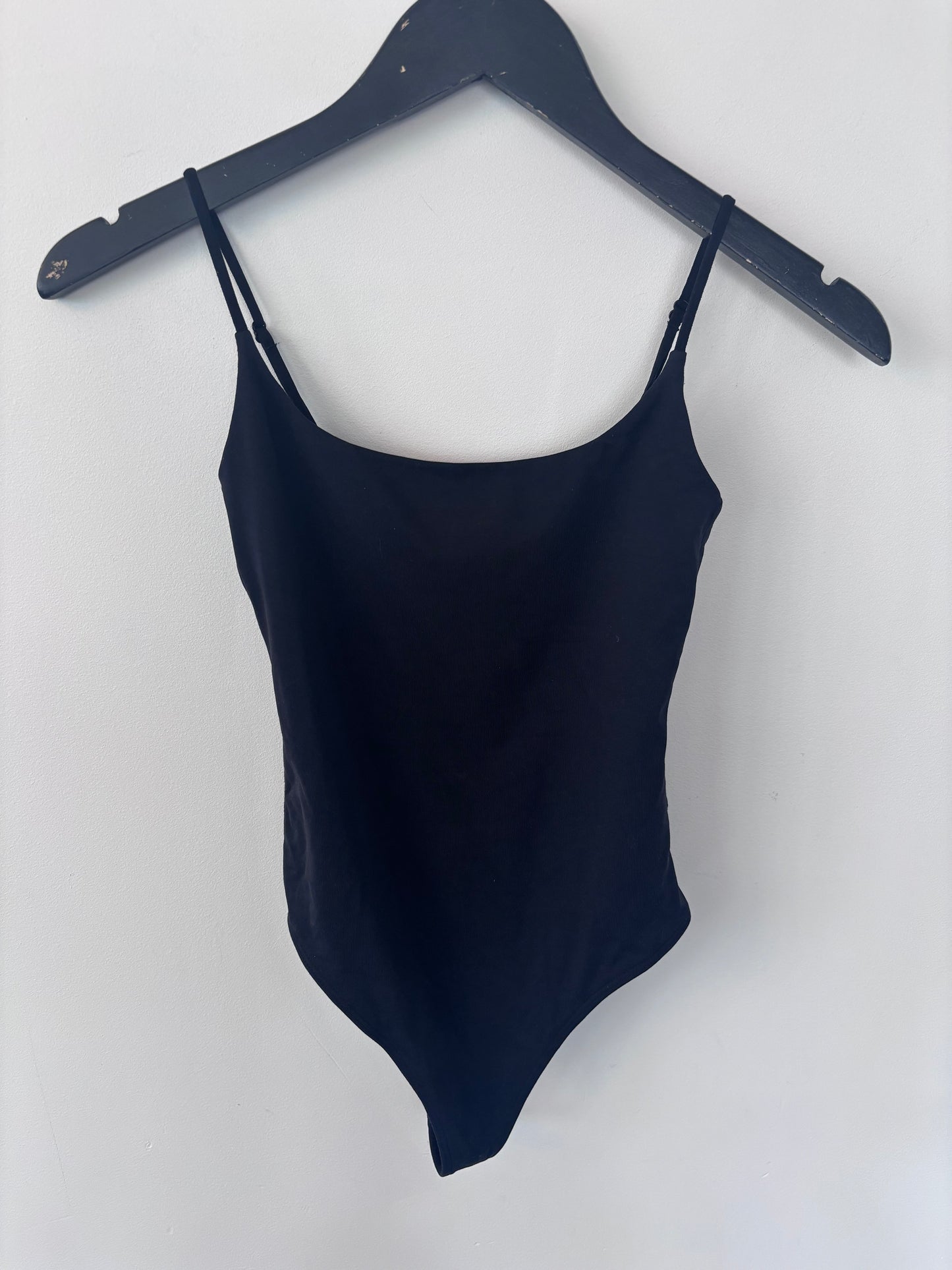 Babaton Contour Square Neck Bodysuit | Sz XS