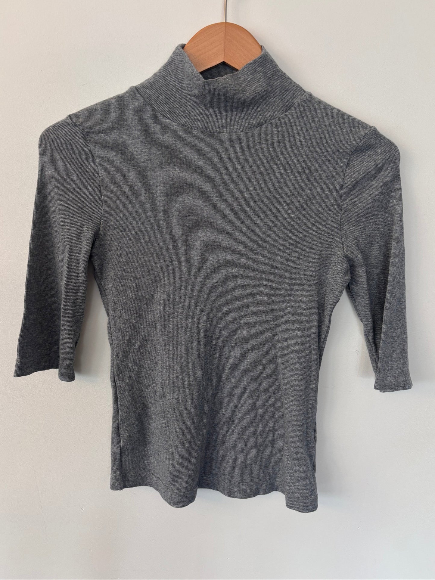 Paper Label Akari Ribbed Turtleneck Shirt | Sz Small