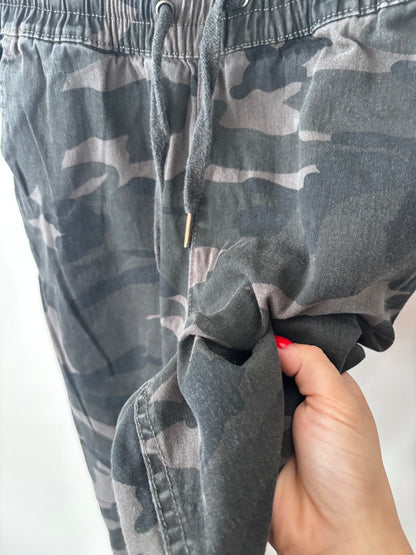 Rag Supply Camo Joggers | Sz Small