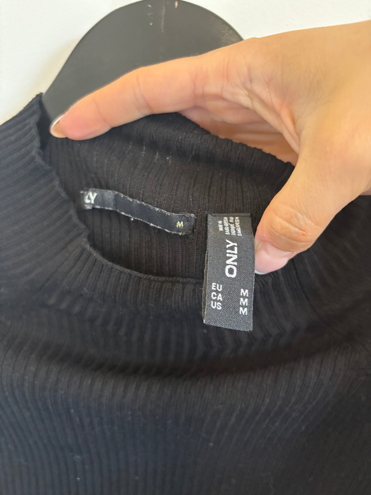 Only Ribbed Mockneck Long Sleeve| Medium (flaw)