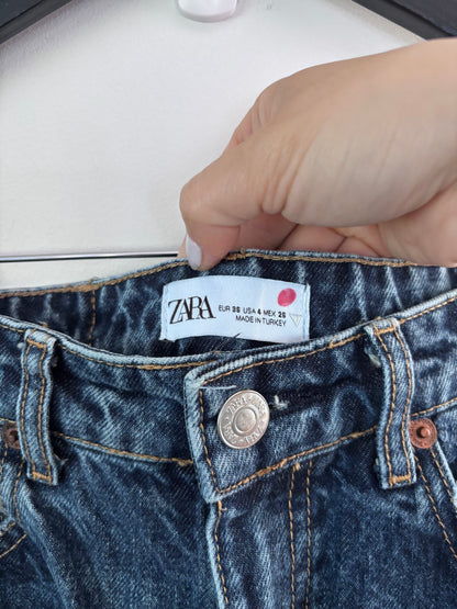Zara High Rise Jeans | Sz 4 (25-26)