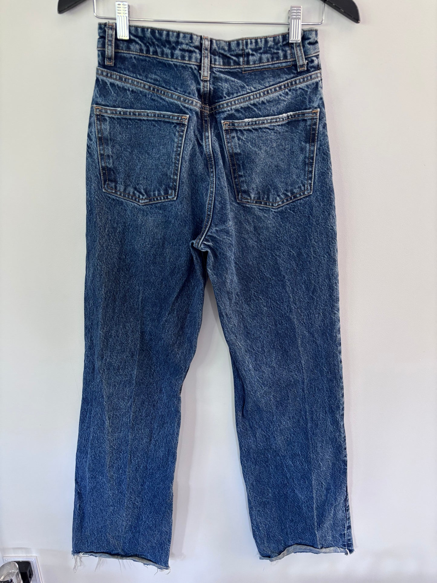 Zara High Rise Jeans | Sz 4 (25-26)