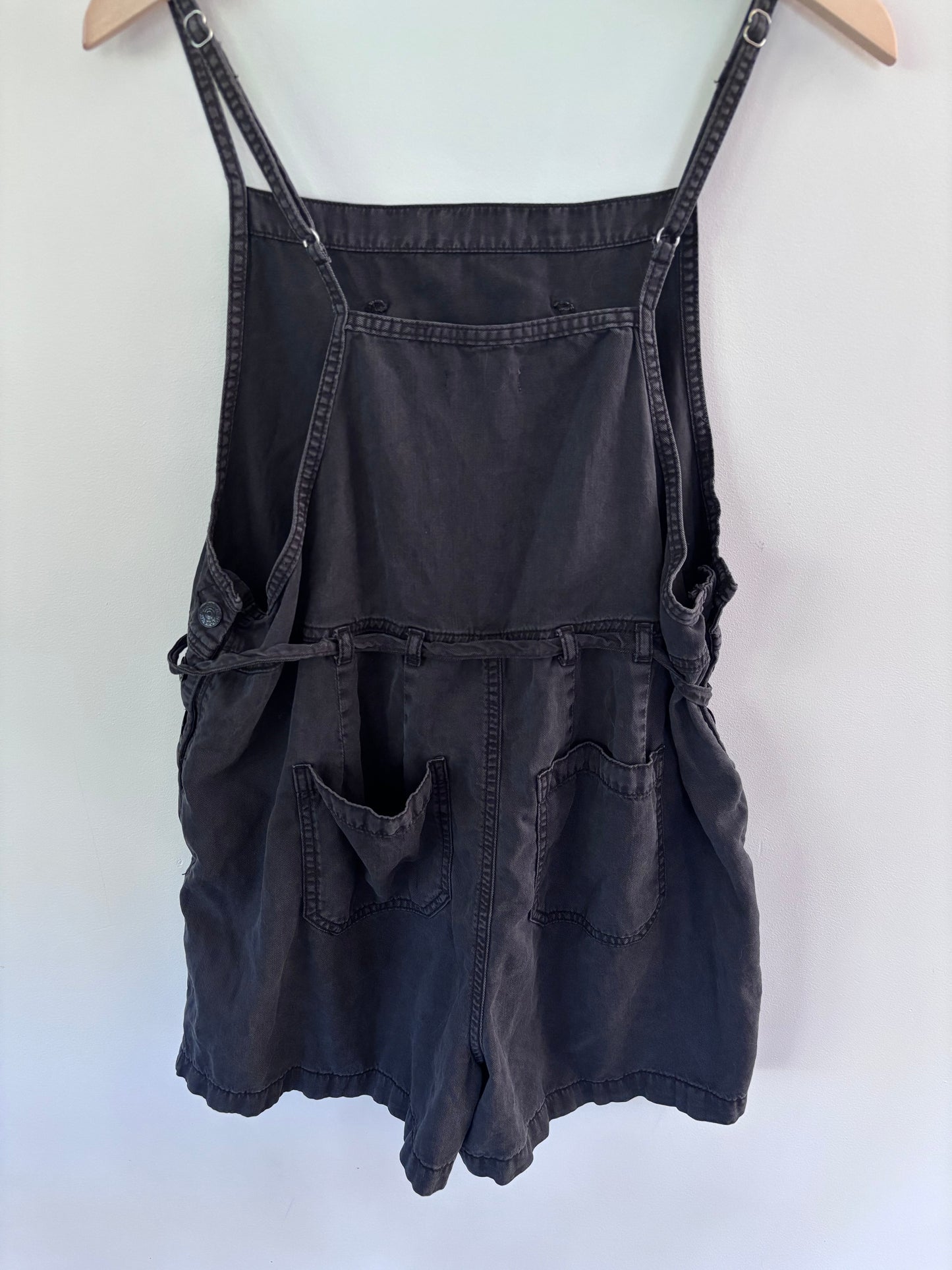Maurice's Black Tencel/Cotton Shortalls | Sz Medium