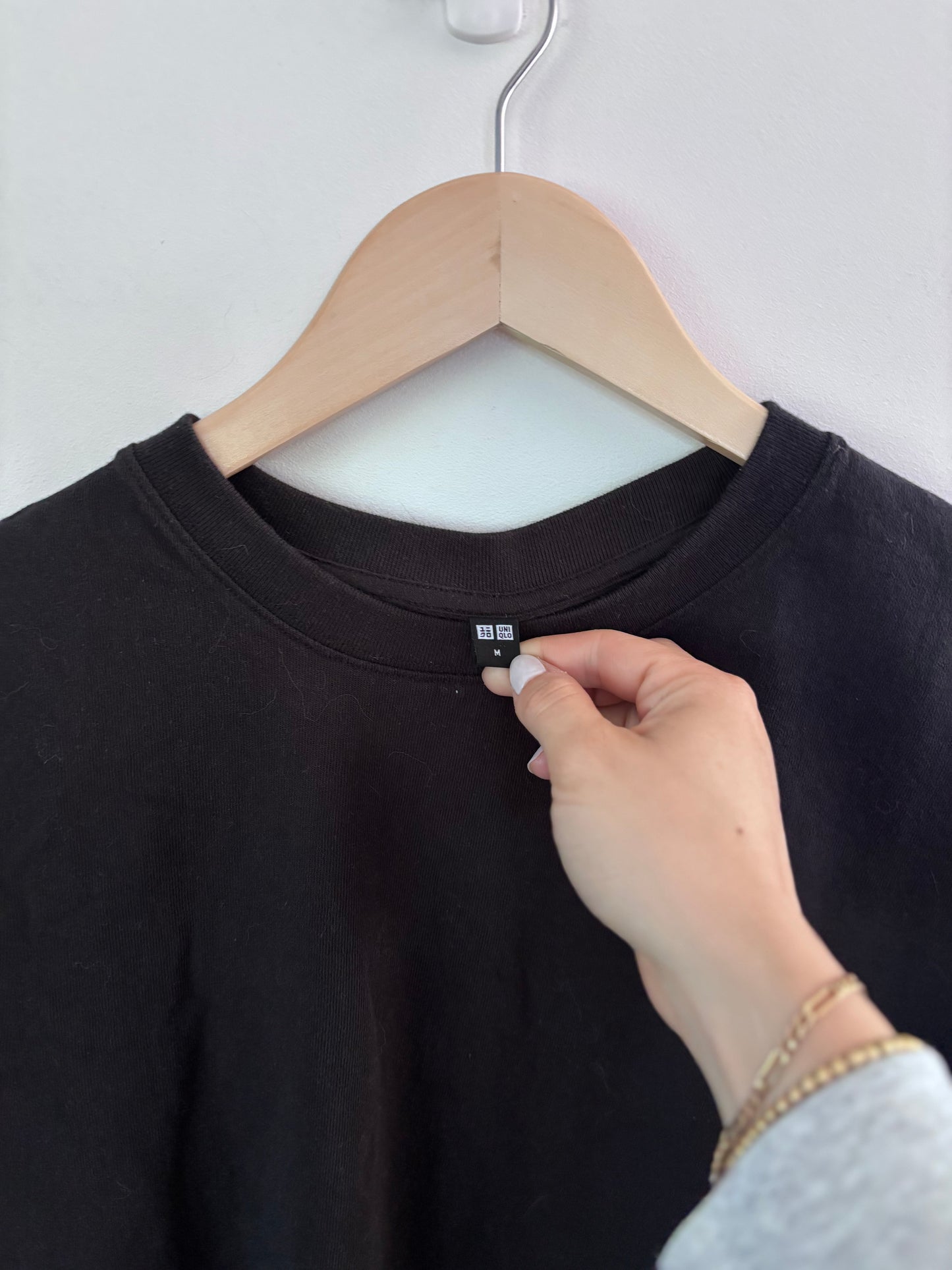 Uniqlo Black Cotton T-shirt | Sz Medium