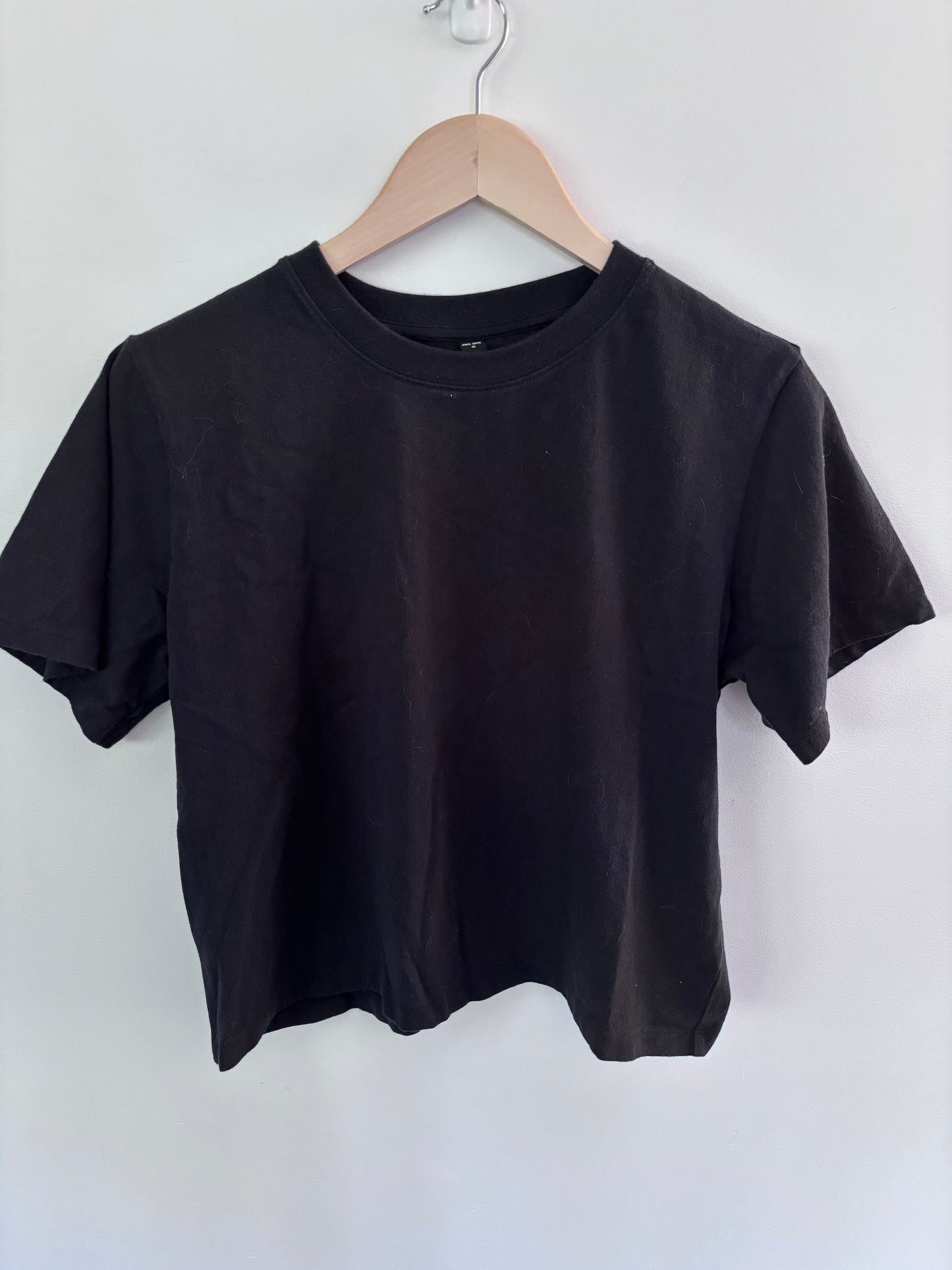 Uniqlo Black Cotton T-shirt | Sz Medium
