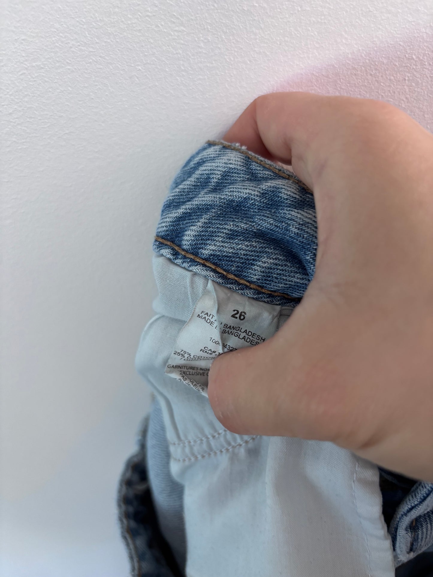 Dynamite Heidi Distressed Jeans | Sz 26