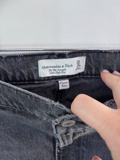 A&F The 90s Straight Ultra High Rise Jeans | Sz 33 (curve love)