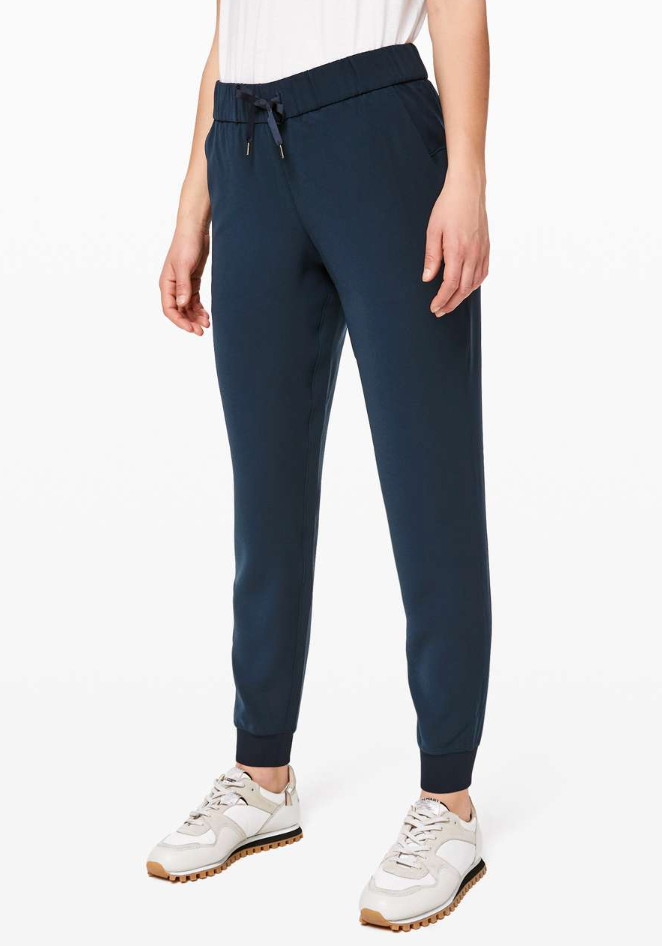 Lululemon Navy On The Fly Joggers | 2 (O71M10)