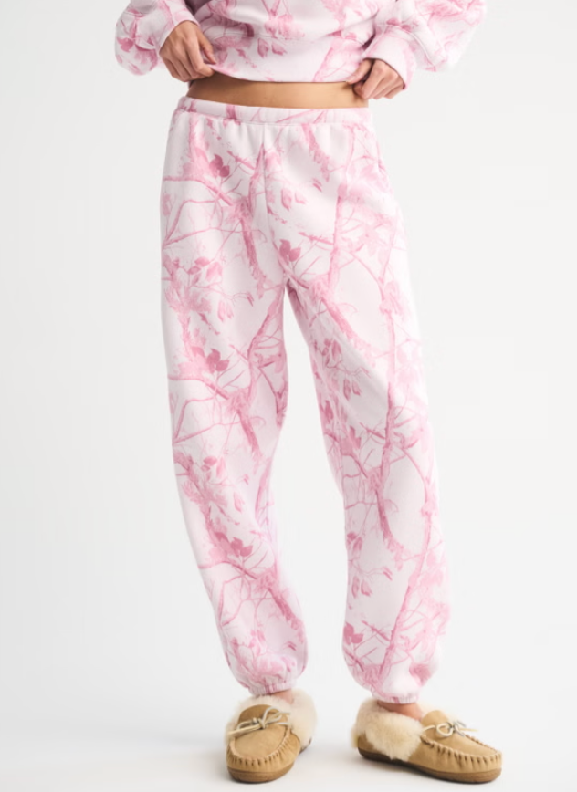 A&F High Rise Sunday Baggy Sweatpant in Pink Camo | Sz XS