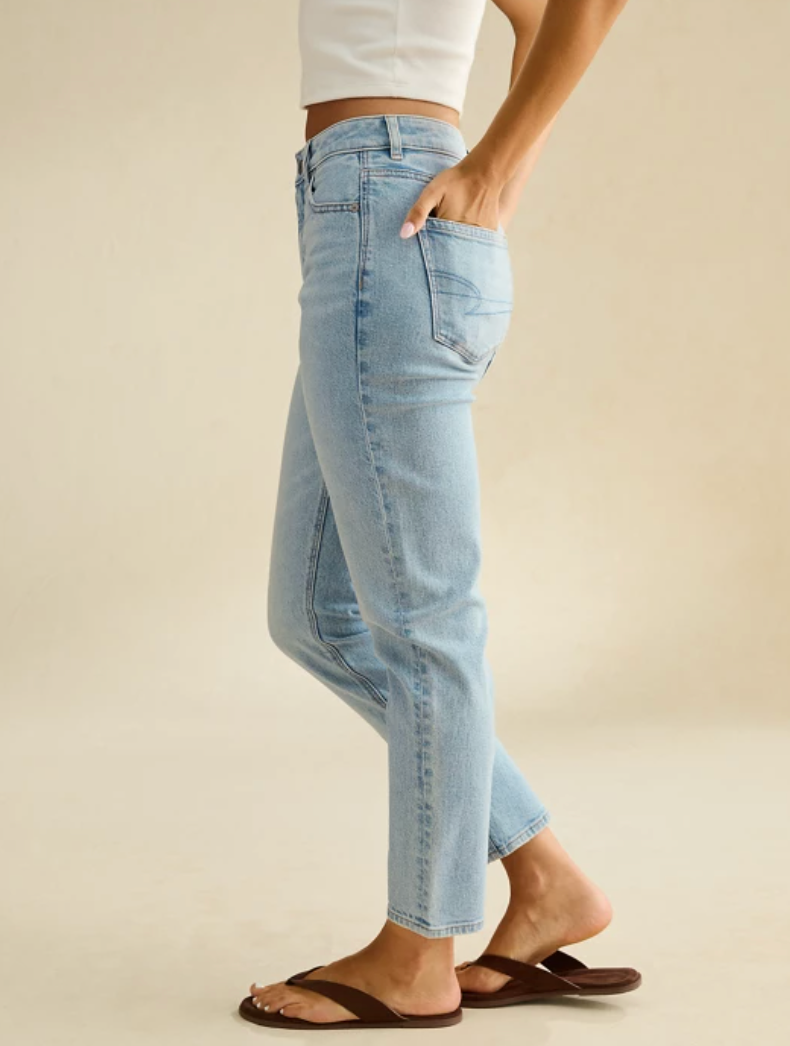 American Eagle Lightwash Mom Jeans | Sz 10