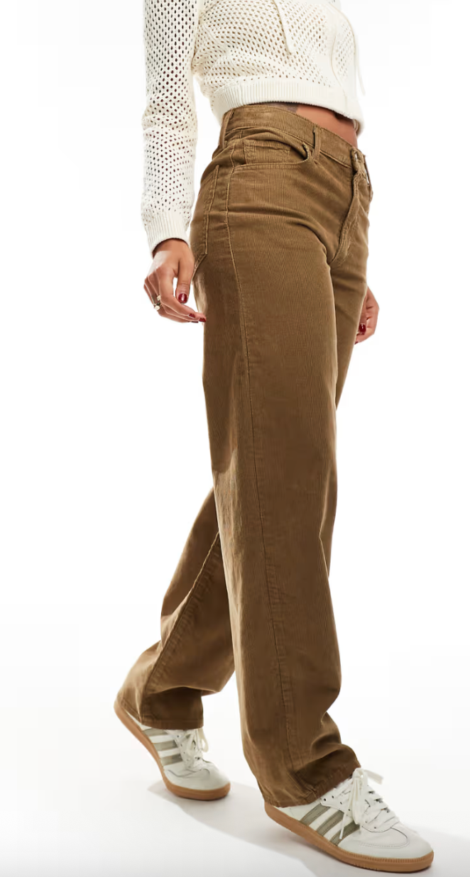 Levi's Baggy Dad Jeans in Brown Corduroy | 28