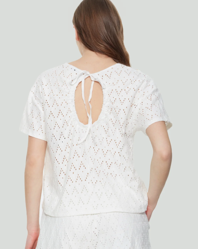 Dex White Eyelet Top with Tie Back | Medium (OC08D2)