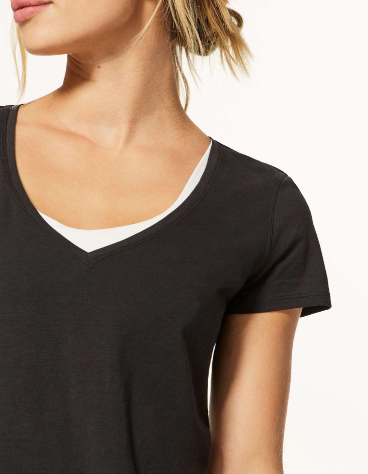 Lululemon Black Love Tee V Neck Shirt | Medium (O147P3)