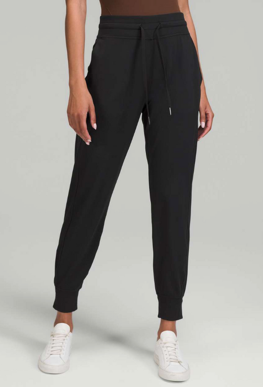Lululemon Ready to Rulu Joggers in Black | 8