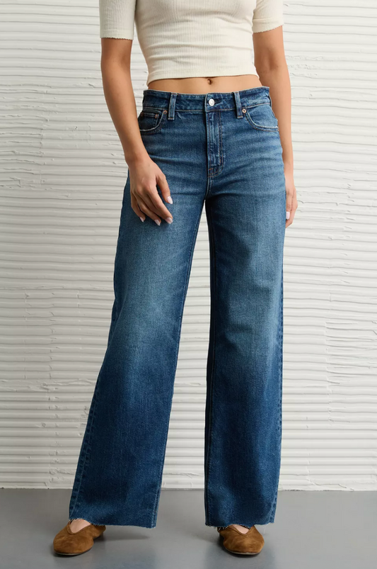 AE Super High Rise Baggy Wide Leg Jeans (Med/Dark wash)  | 8 (N24S20)