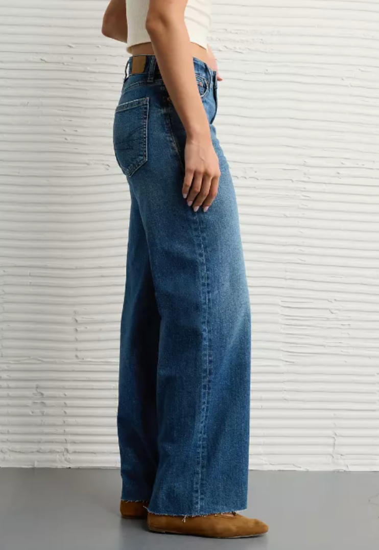 AE Super High Rise Baggy Wide Leg Jeans (Med/Dark wash)  | 8 (N24S20)